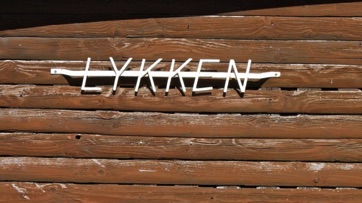 OVER STRANDEN 3, 2015 - Lykken.jpg OVER STRANDEN 3, 2015 - Lykken.jpg